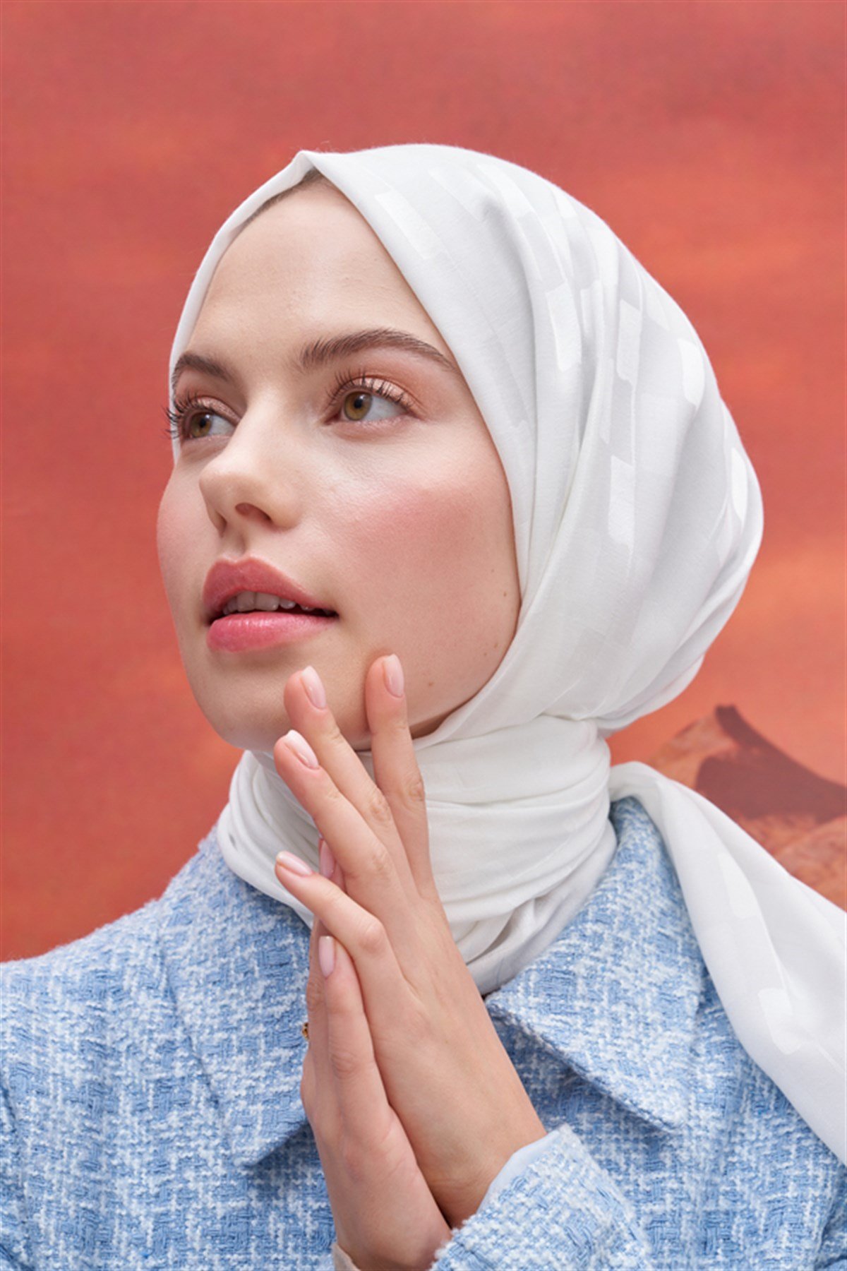 Küpçizgi Jakar İtalyan İpekli Şal Ekru