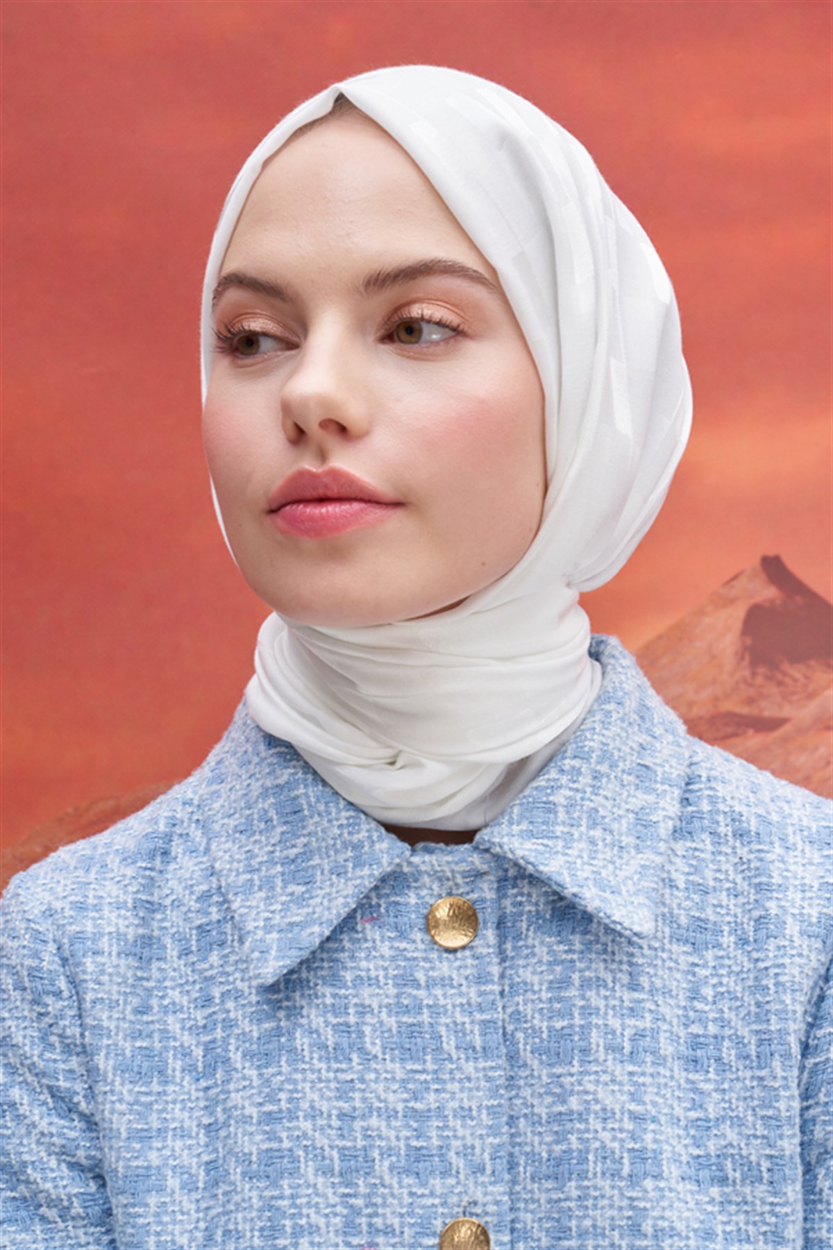 Küpçizgi Jakar İtalyan İpekli Şal Ekru