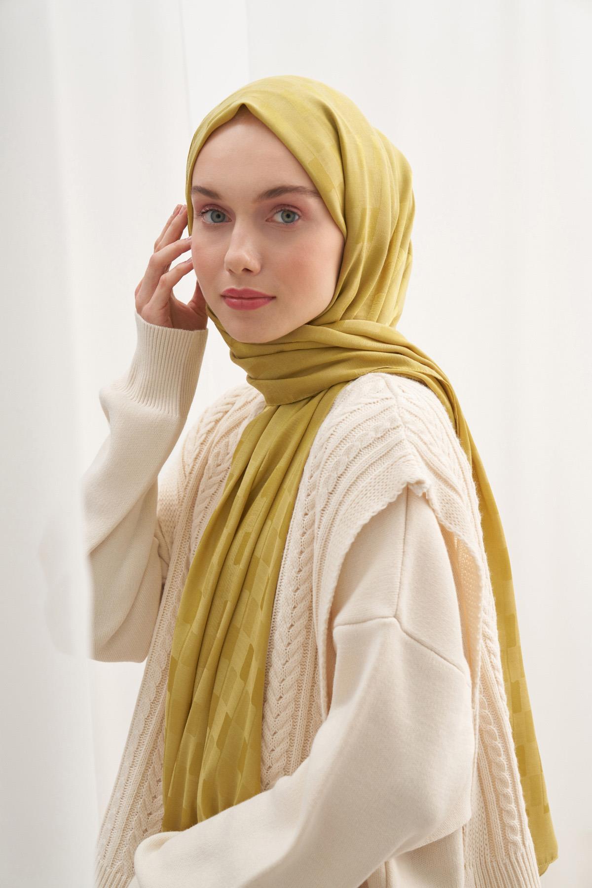 Küpçizgi Jakar İtalyan İpekli Şal Hardal