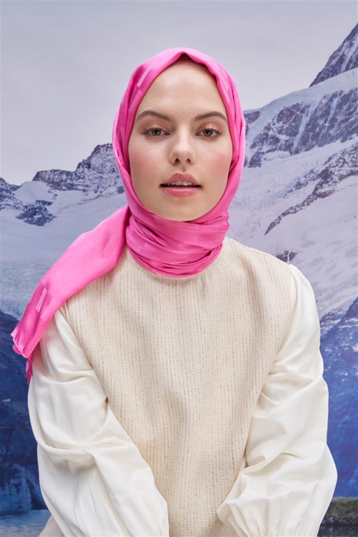 Küpçizgi Jakar İtalyan İpekli Şal Koyu Pembe