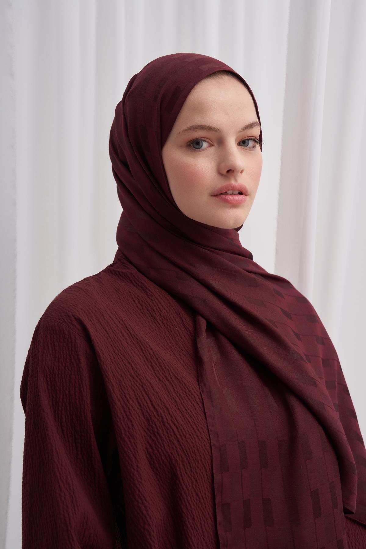 Küpçizgi Jakar İtalyan İpekli Şal Koyu Bordo