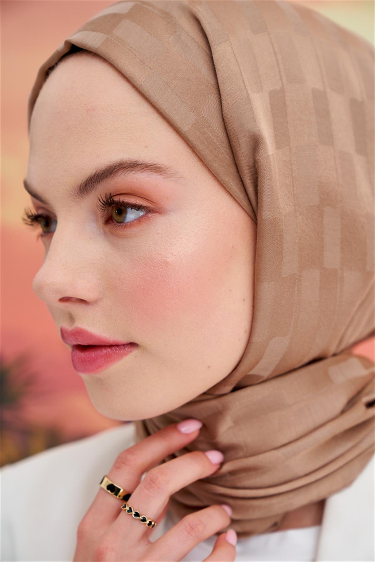 Küpçizgi Jakar İtalyan İpekli Şal Vizon