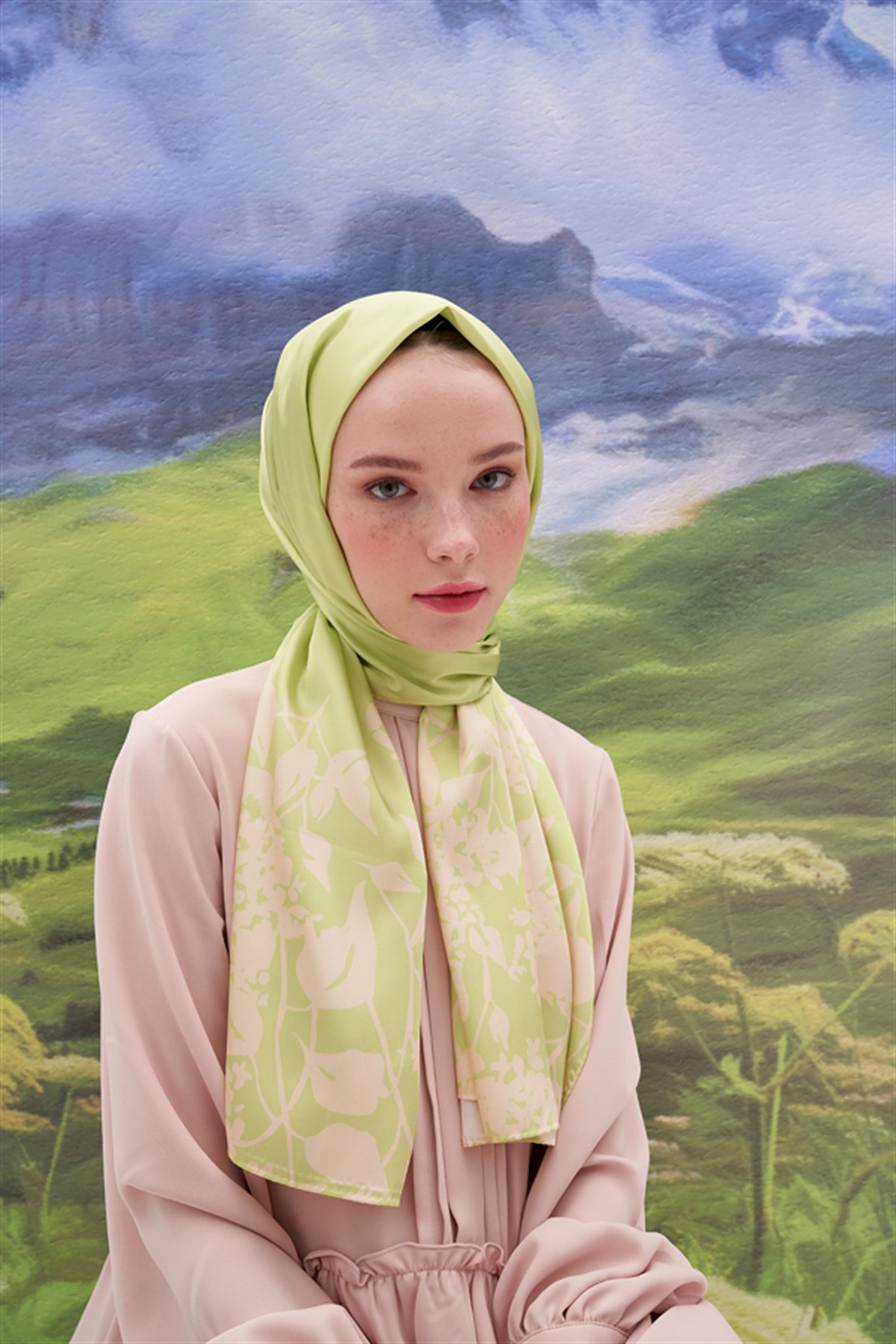 Lina Fıstık Yeşili Twill Şal