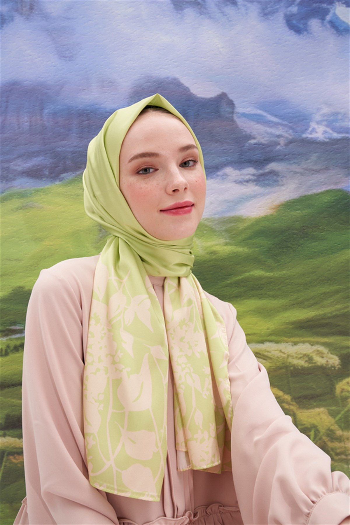 Lina Fıstık Yeşili Twill Şal