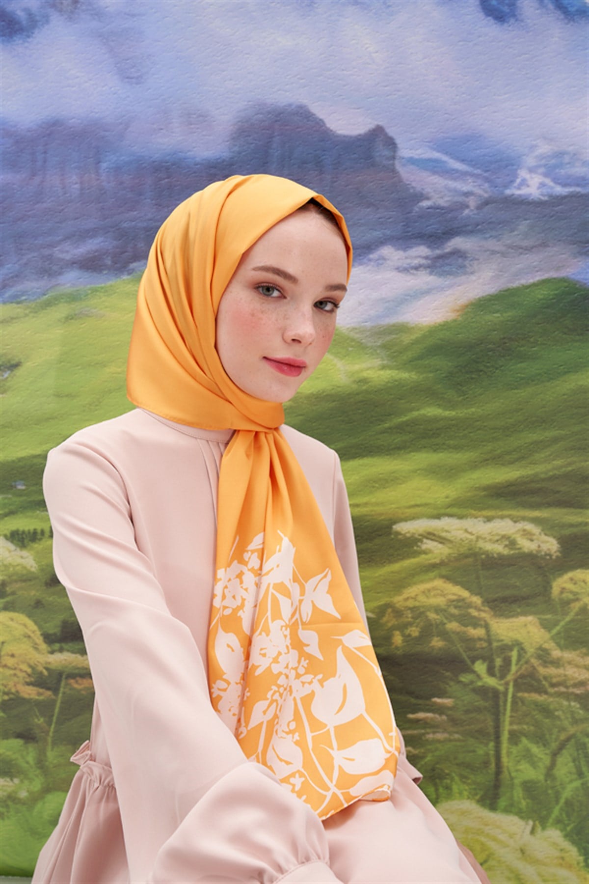 Lina Sarı Twill Şal