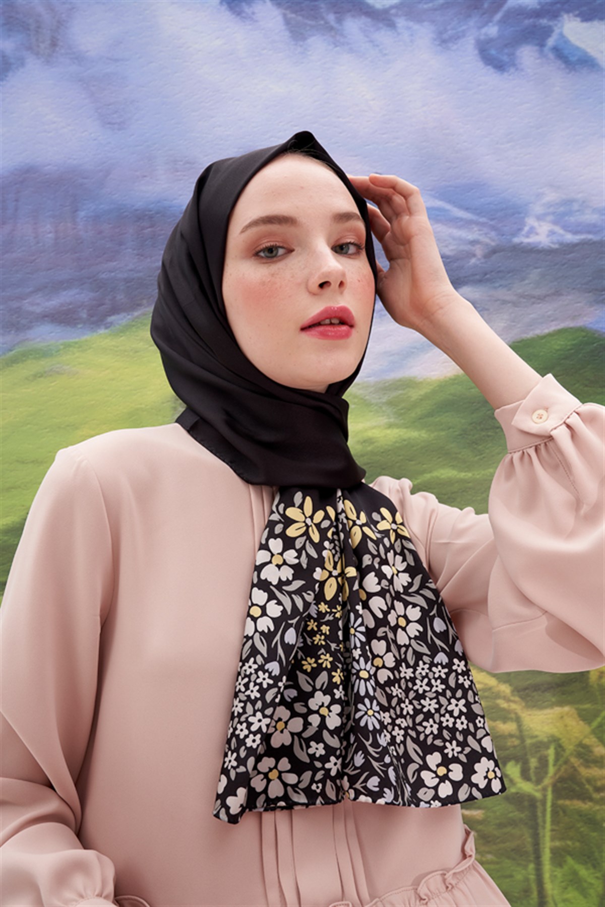 Monika Siyah Twill Şal