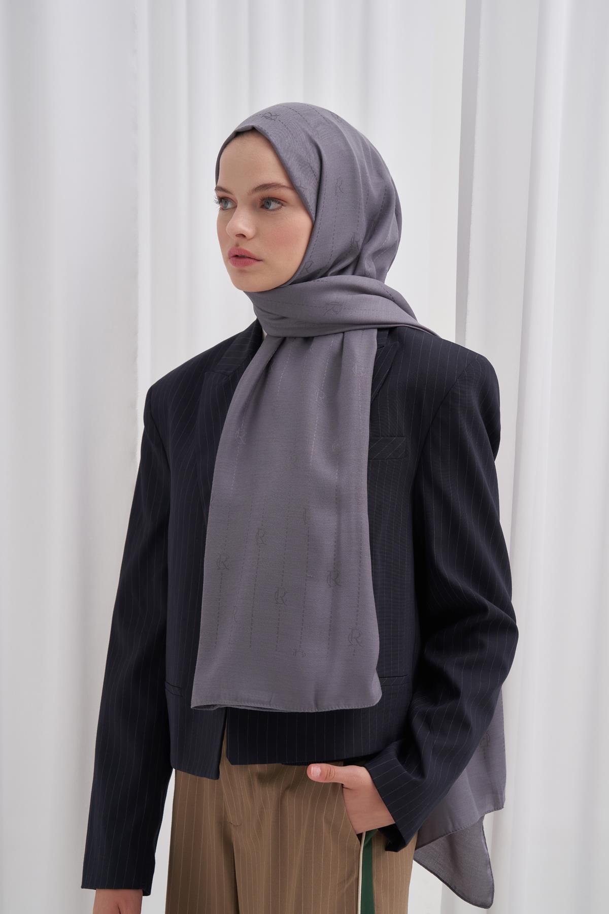 Monogram Jakar İtalyan İpekli Şal Gri