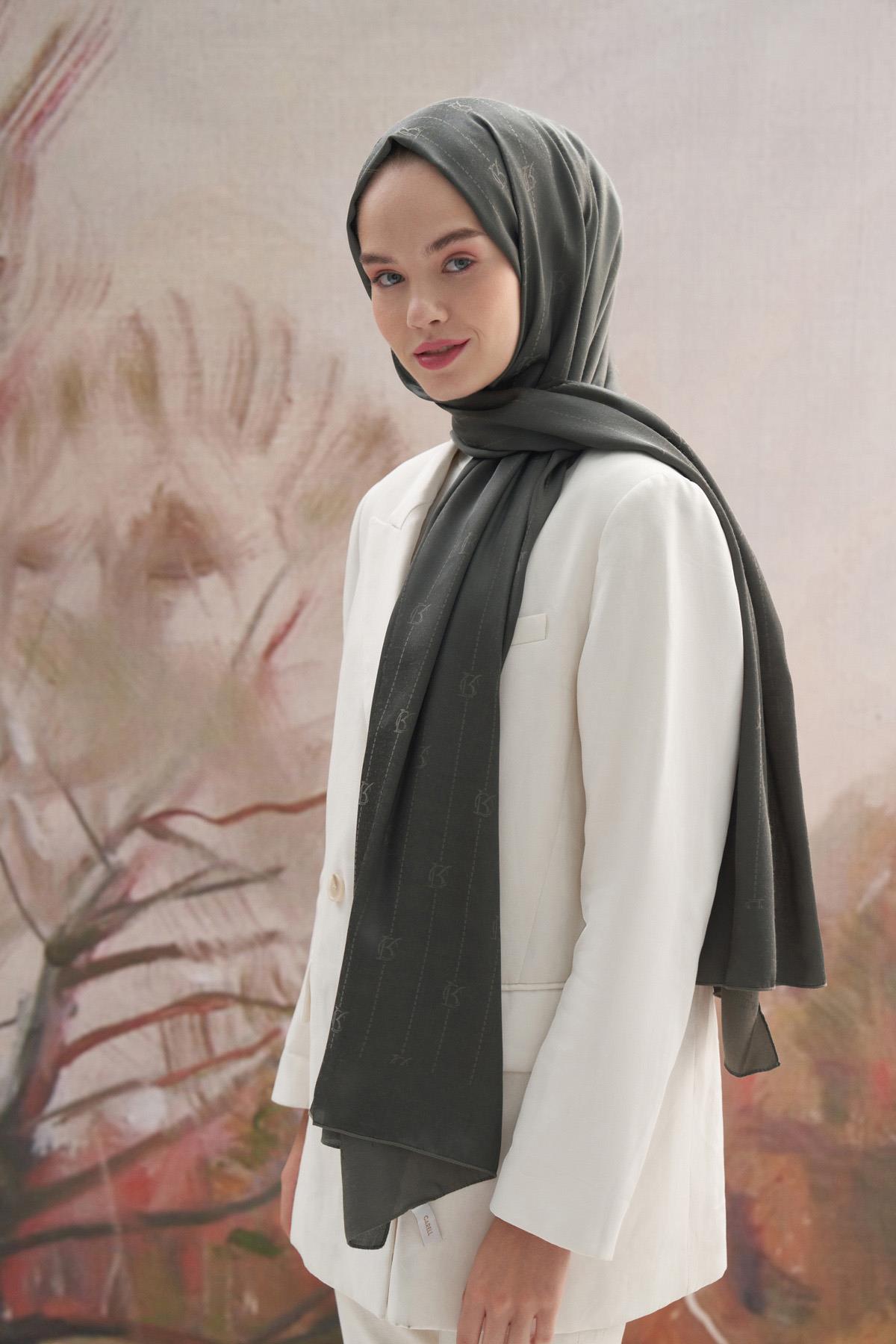 Monogram Jakar İtalyan İpekli Şal Haki