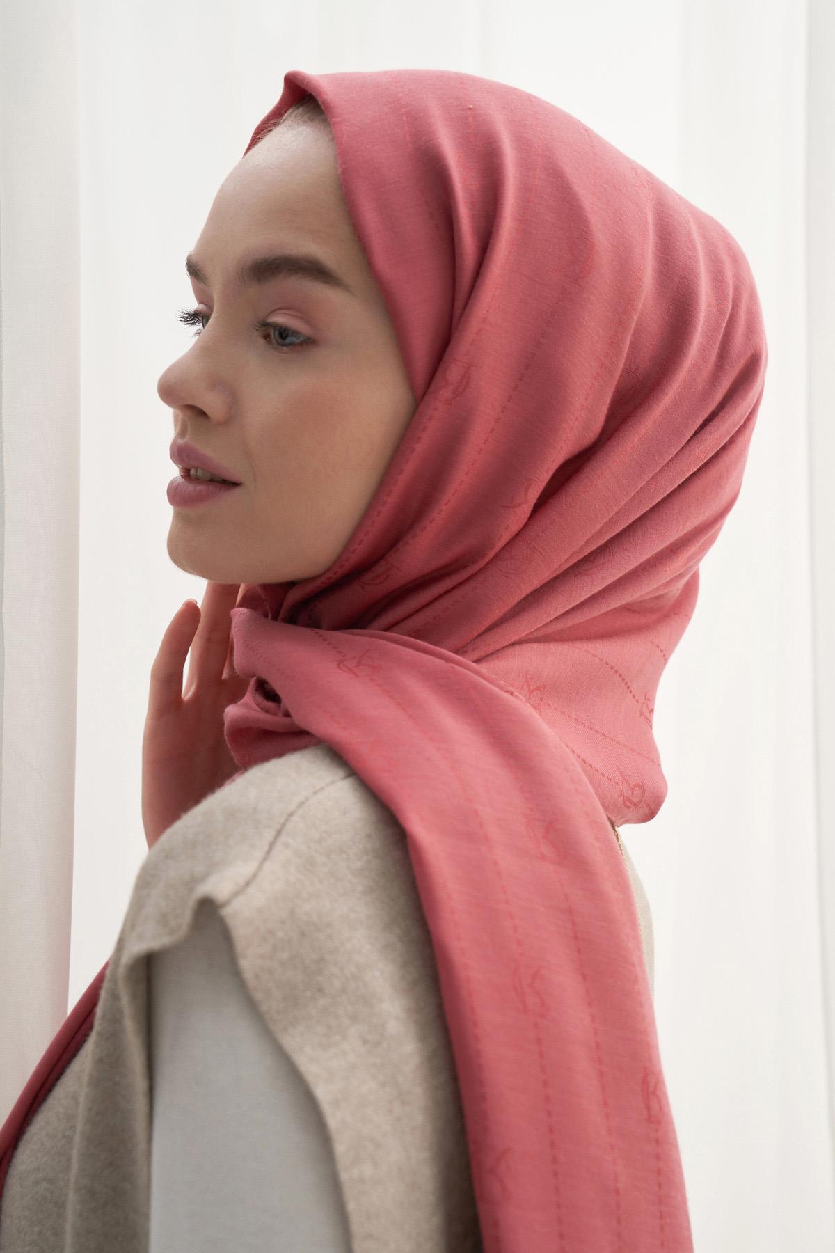 Monogram Jakar İtalyan İpekli Şal Mercan