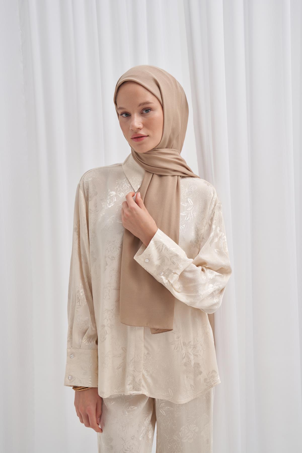 Şantuk Çift Taraflı İpekli Şal Gold