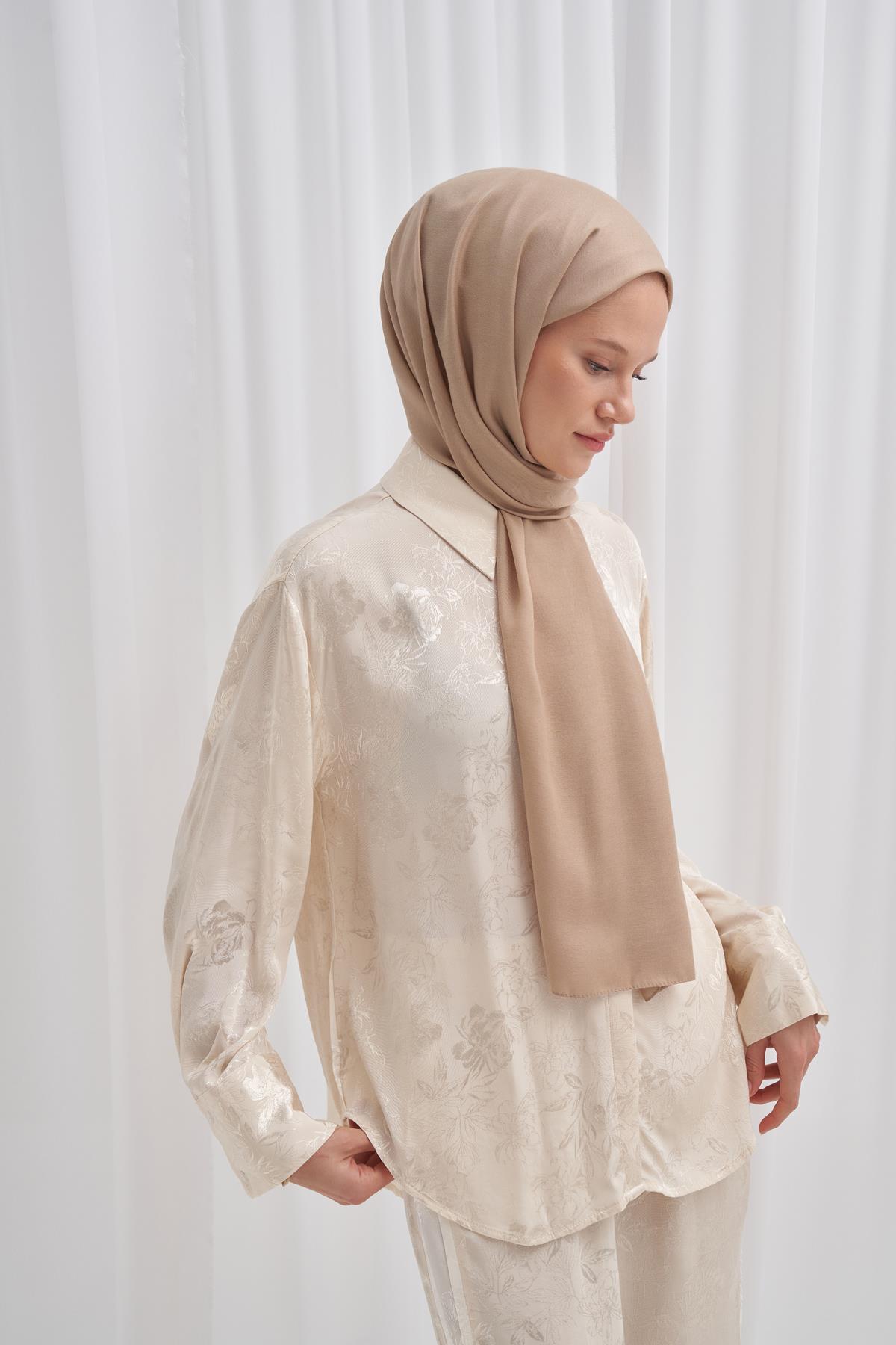 Şantuk Çift Taraflı İpekli Şal Gold