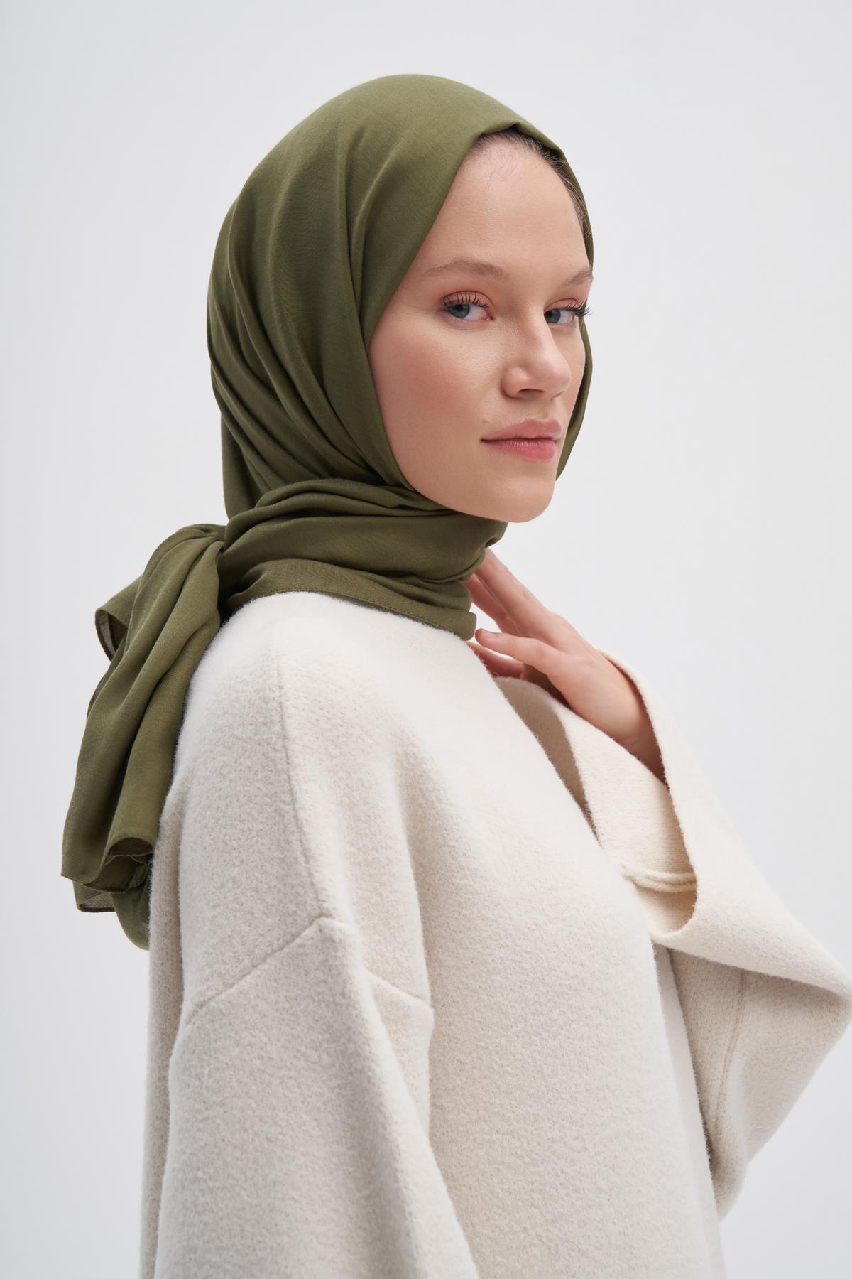 Şantuk Çift Taraflı İpekli Şal Zeytin Yeşili