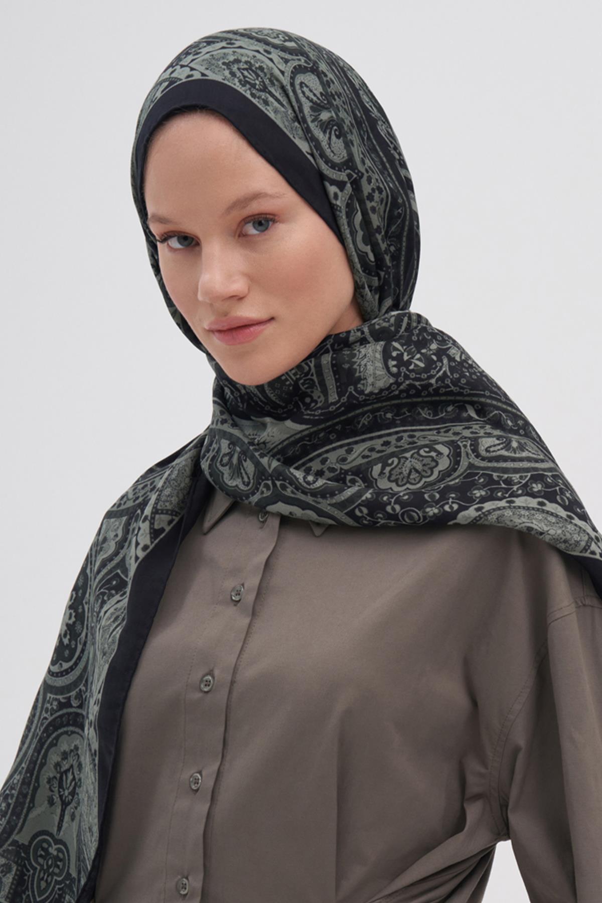 Saphire Soft Yeşil Early İpek Şal