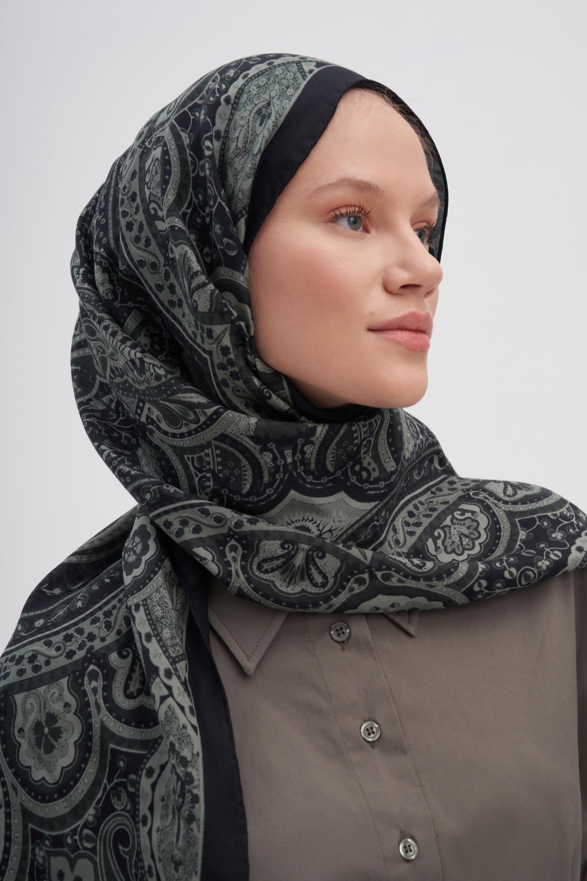 Saphire Soft Yeşil Early İpek Şal