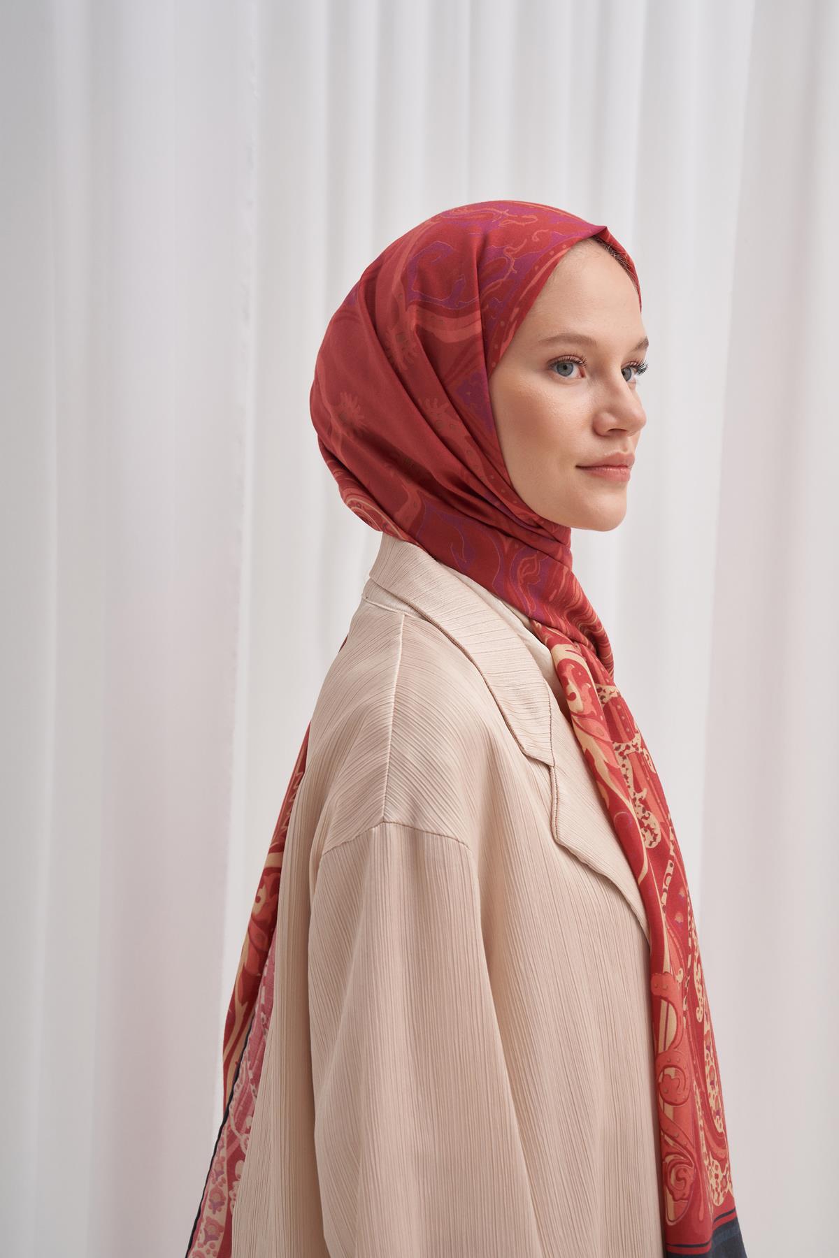 Scarlet Bordo Comfy İpek Şal