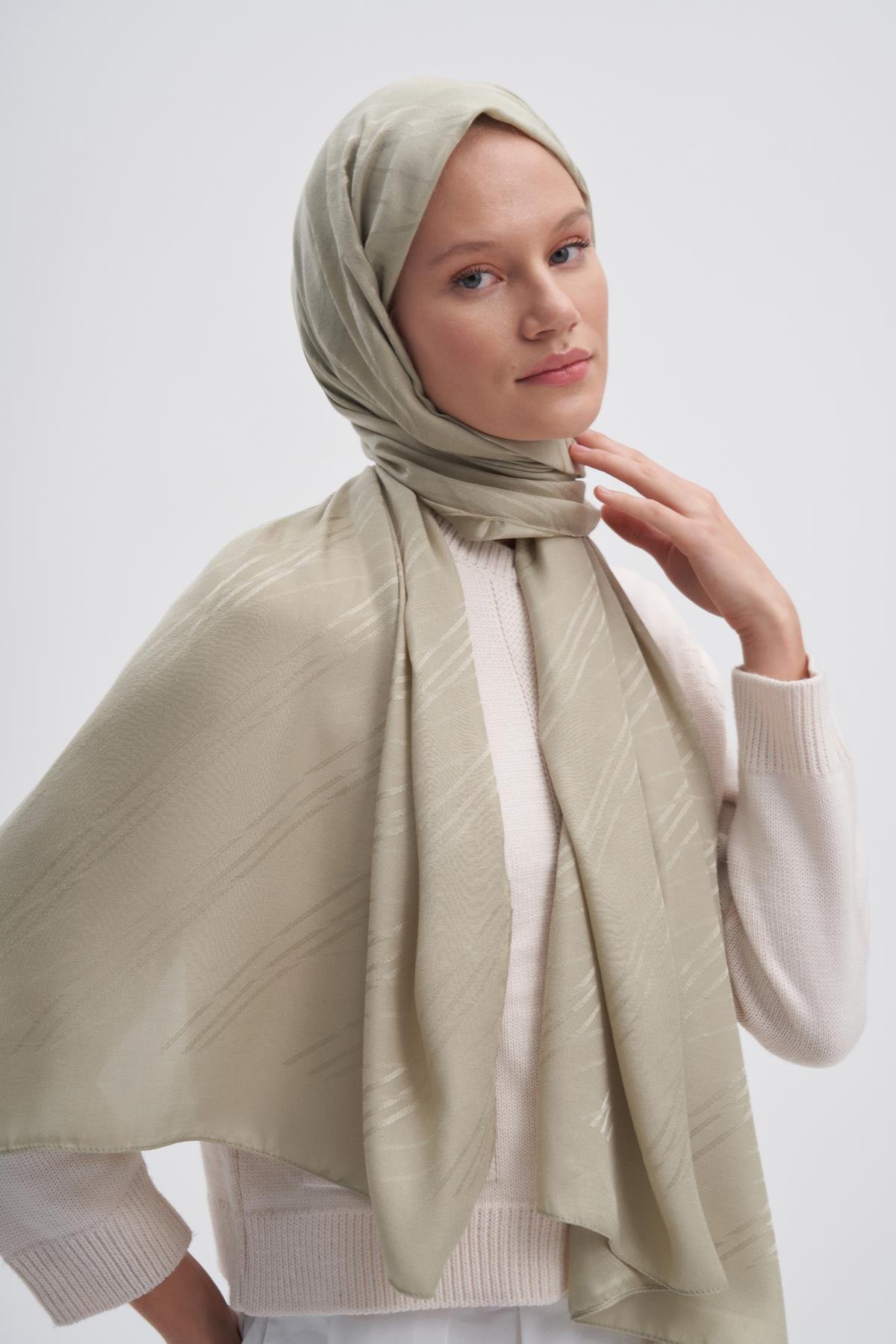 Simetrik Jakar İtalyan İpekli Şal Soft Yeşil