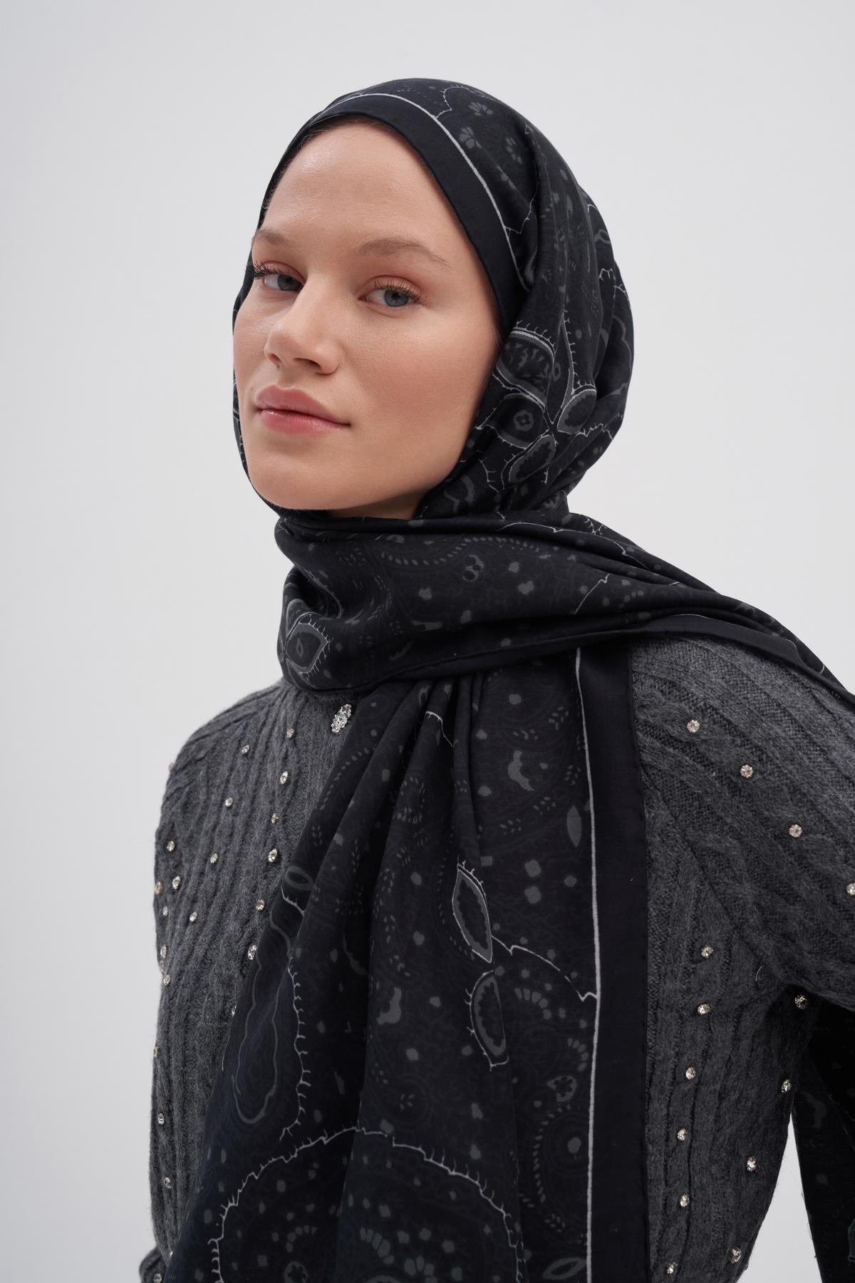 Sky Siyah Early İpek Şal