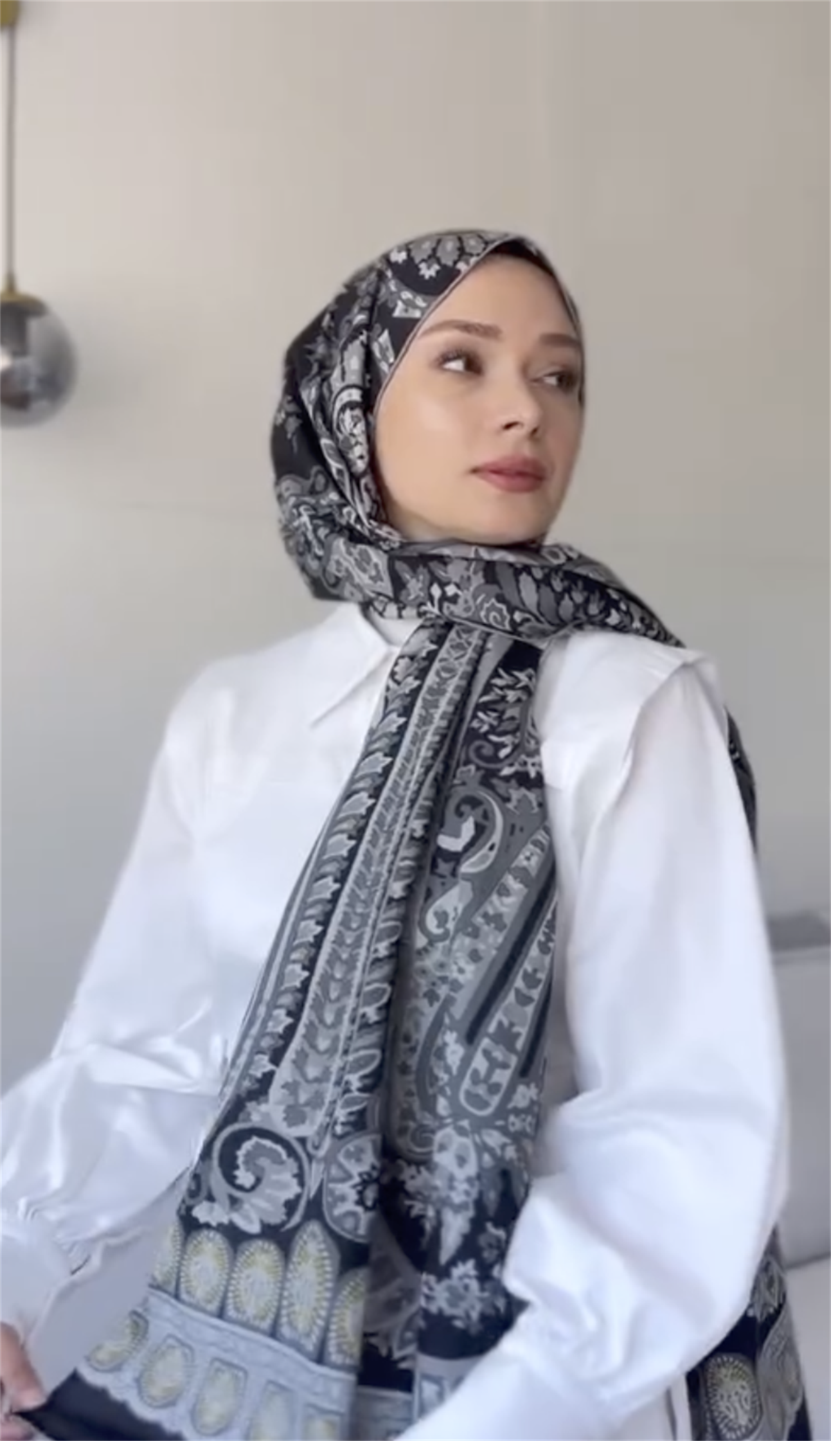 Şühedanın Tercihi Bohemian Siyah Comfy İpek Şal