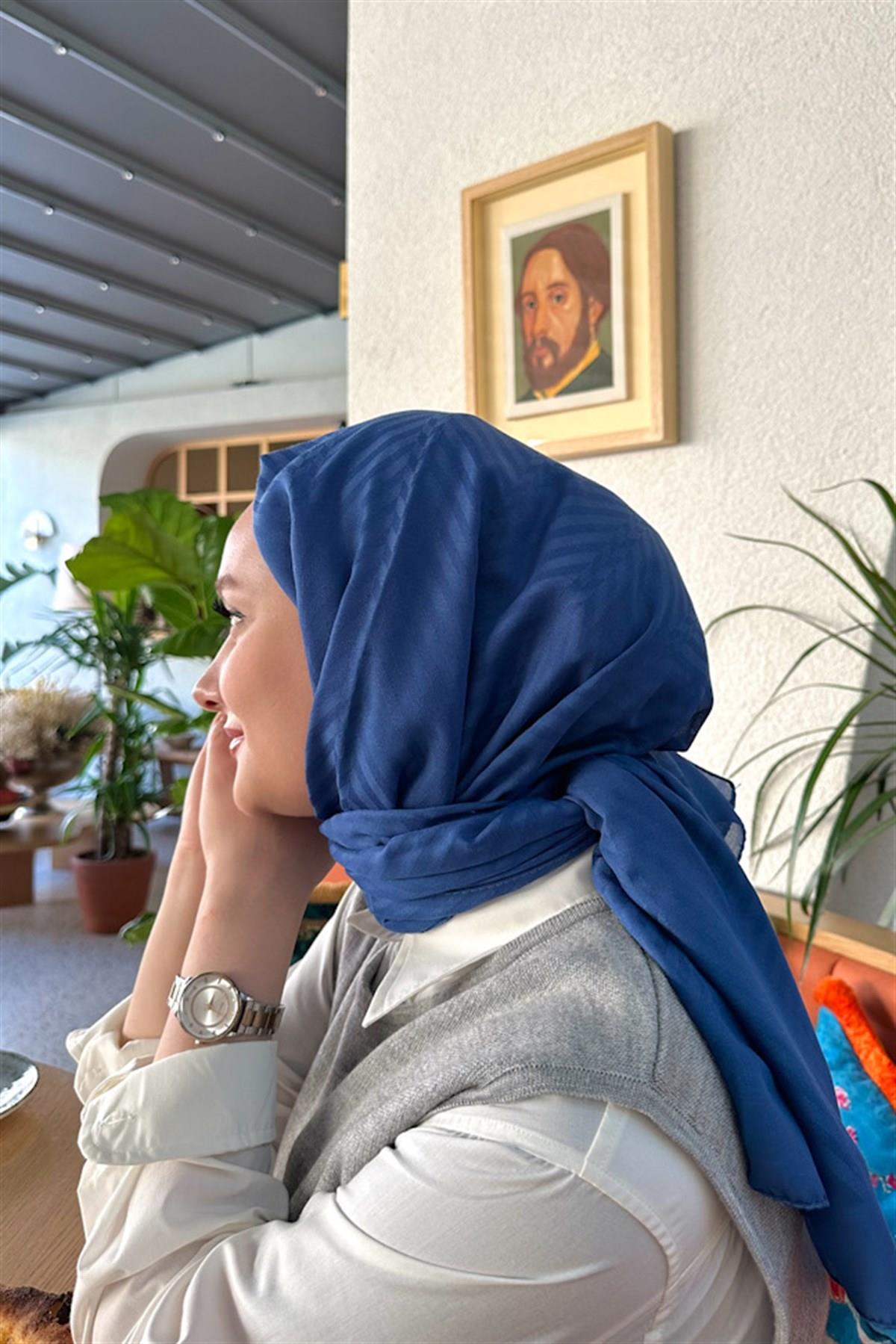 Tuğçenin Tericihi Fasone Modal Jakar Şal İndigo