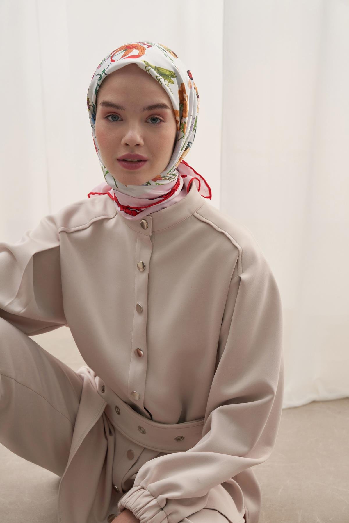 Twill Eşarp Beyaz Floral Desen