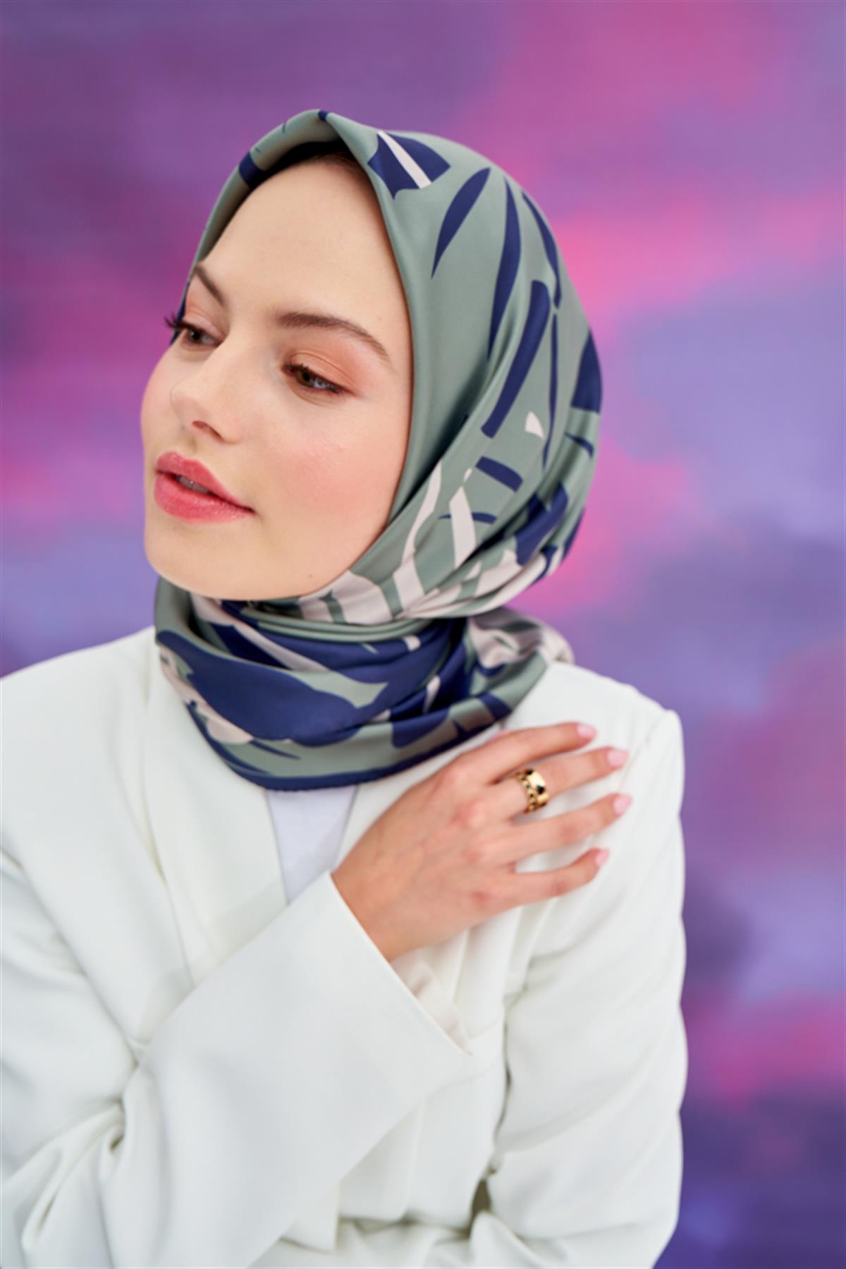 Twill Eşarp İsabel Lacivert