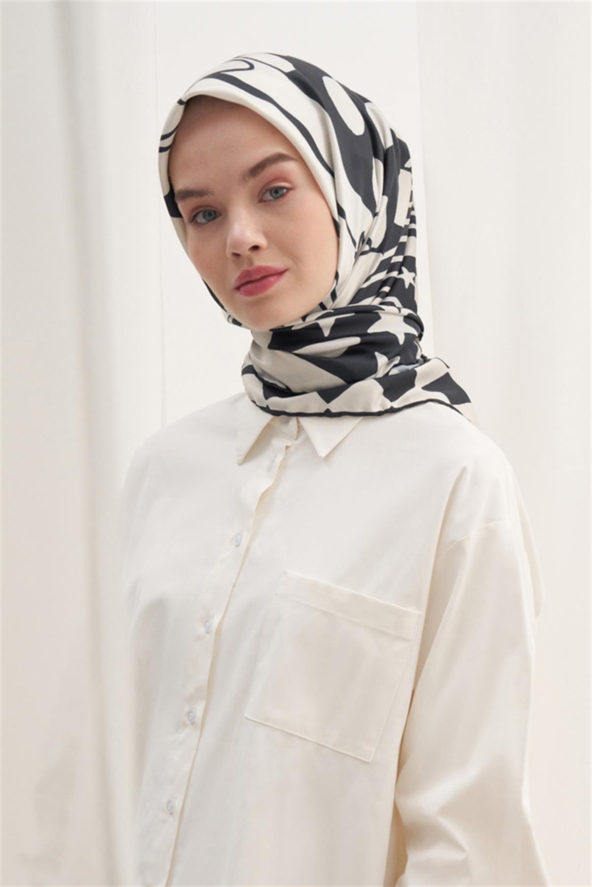 Twill Eşarp Moni Siyah Desen