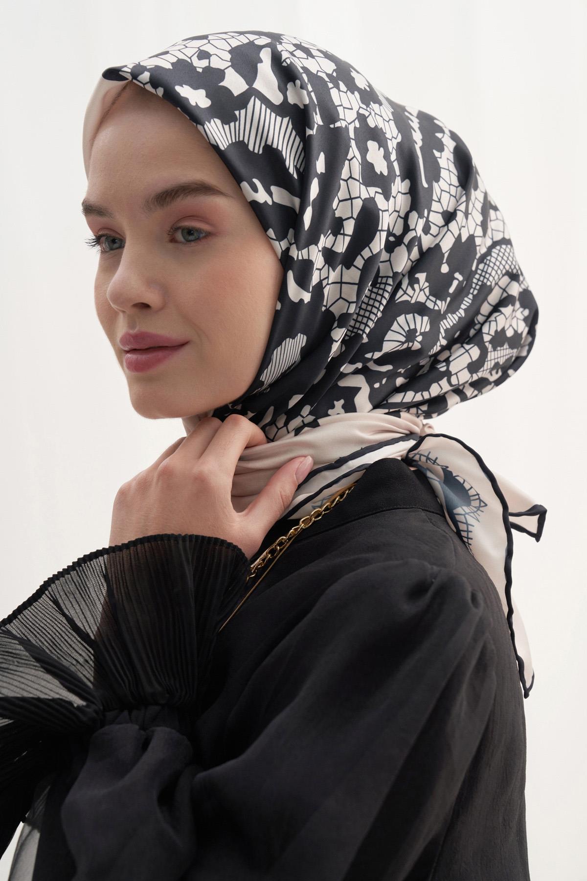 Twill Eşarp Rose Siyah