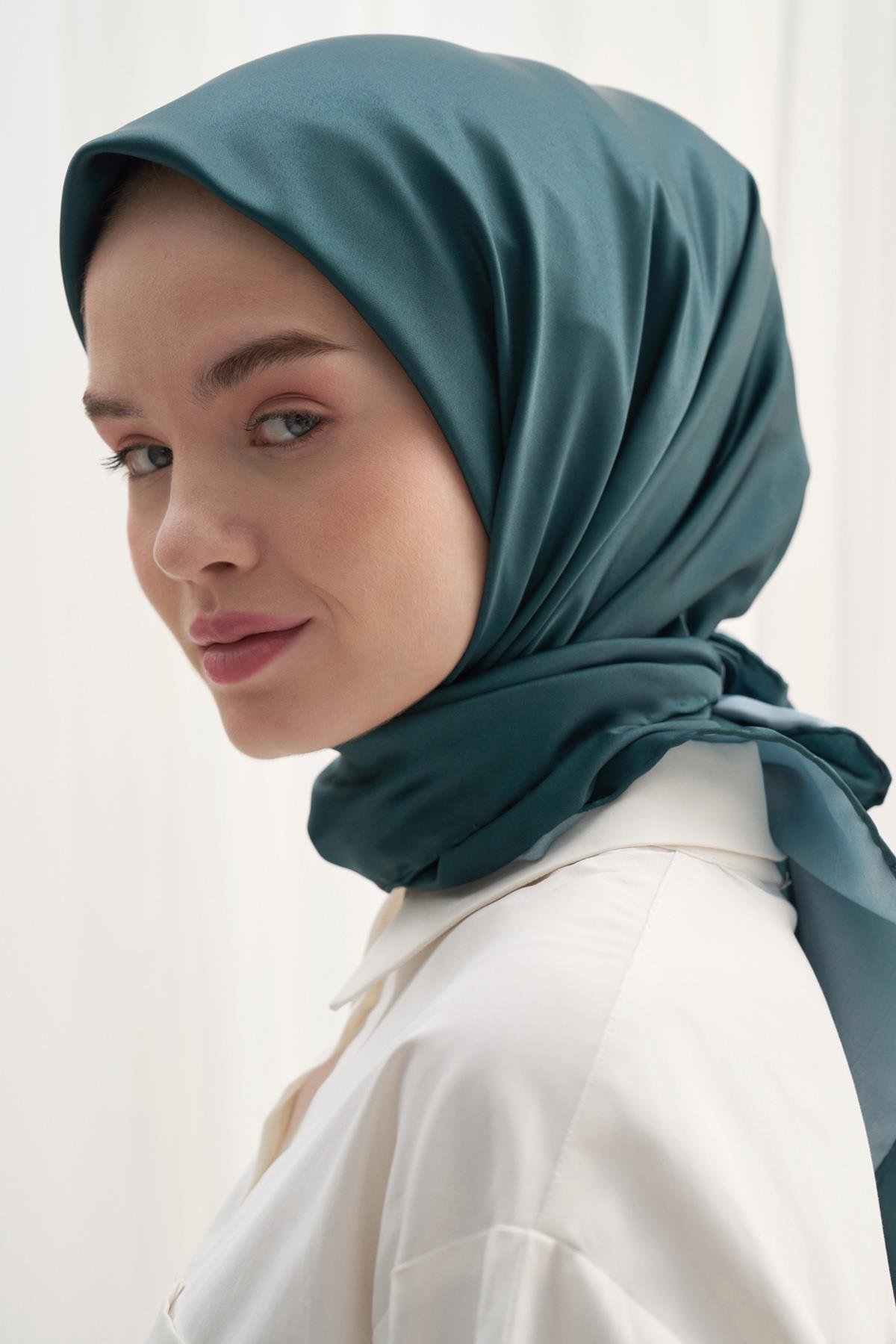 Twill Eşarp Zümrüt Yeşili