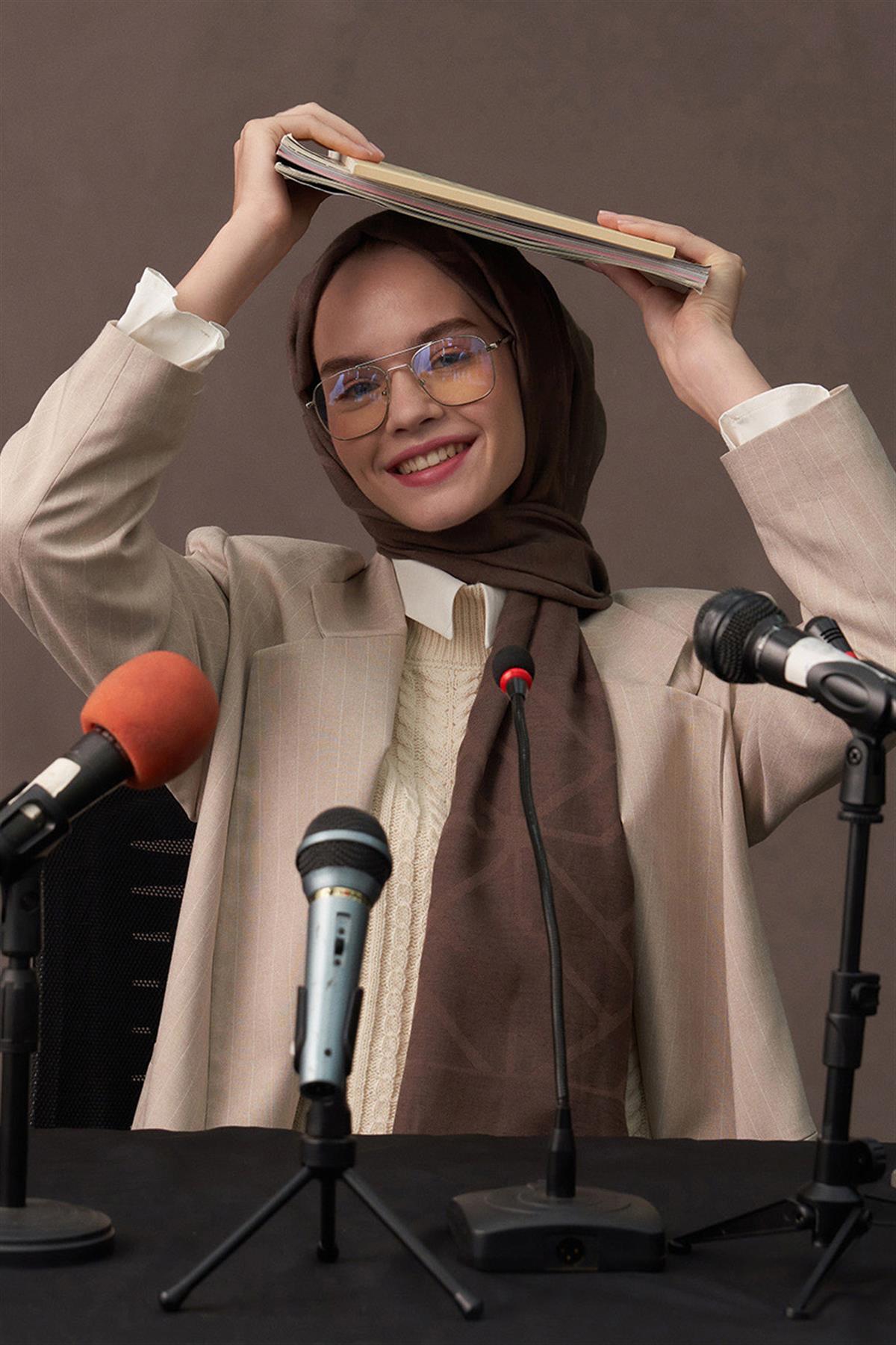 Vence Çift Taraflı Geometrik Desen İpek Şal Soft Kahve