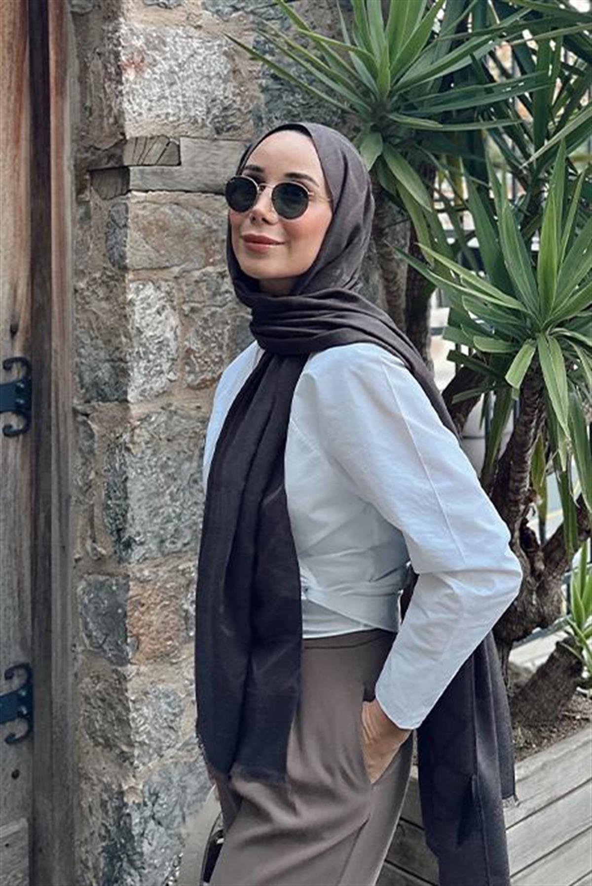 Vence Çift Taraflı Geometrik Desen İpek Şal Acı Kahve