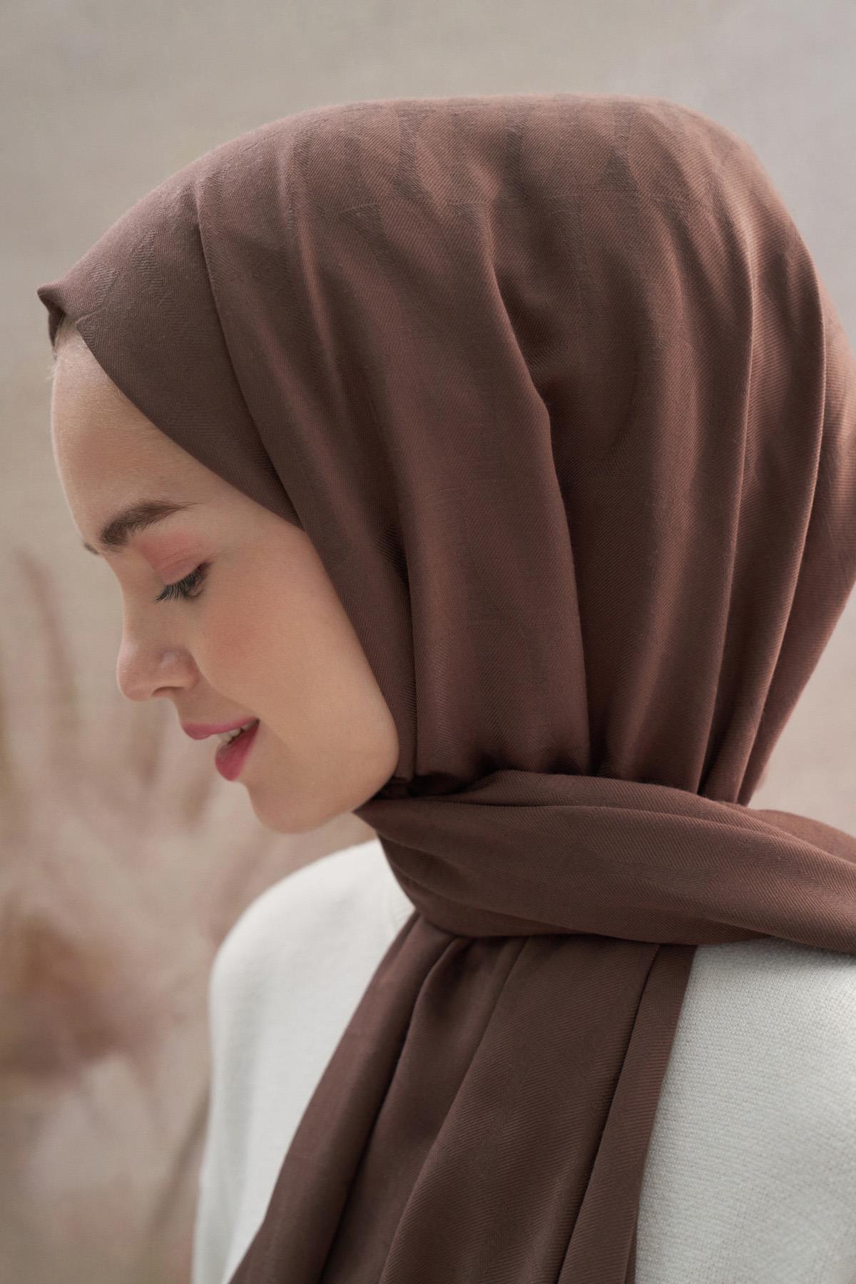 Vence Çift Taraflı Mio Desen İpek Şal Çikolata Kahve