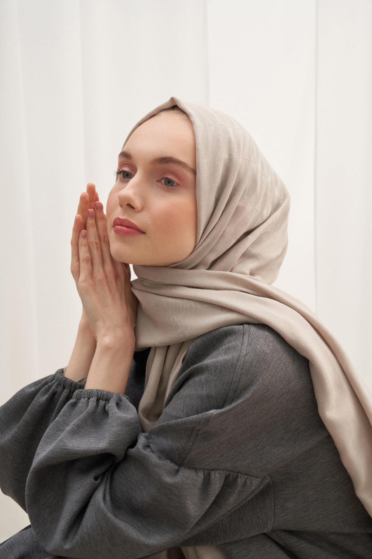 Vence Çift Taraflı Mio Desen İpek Şal Taş