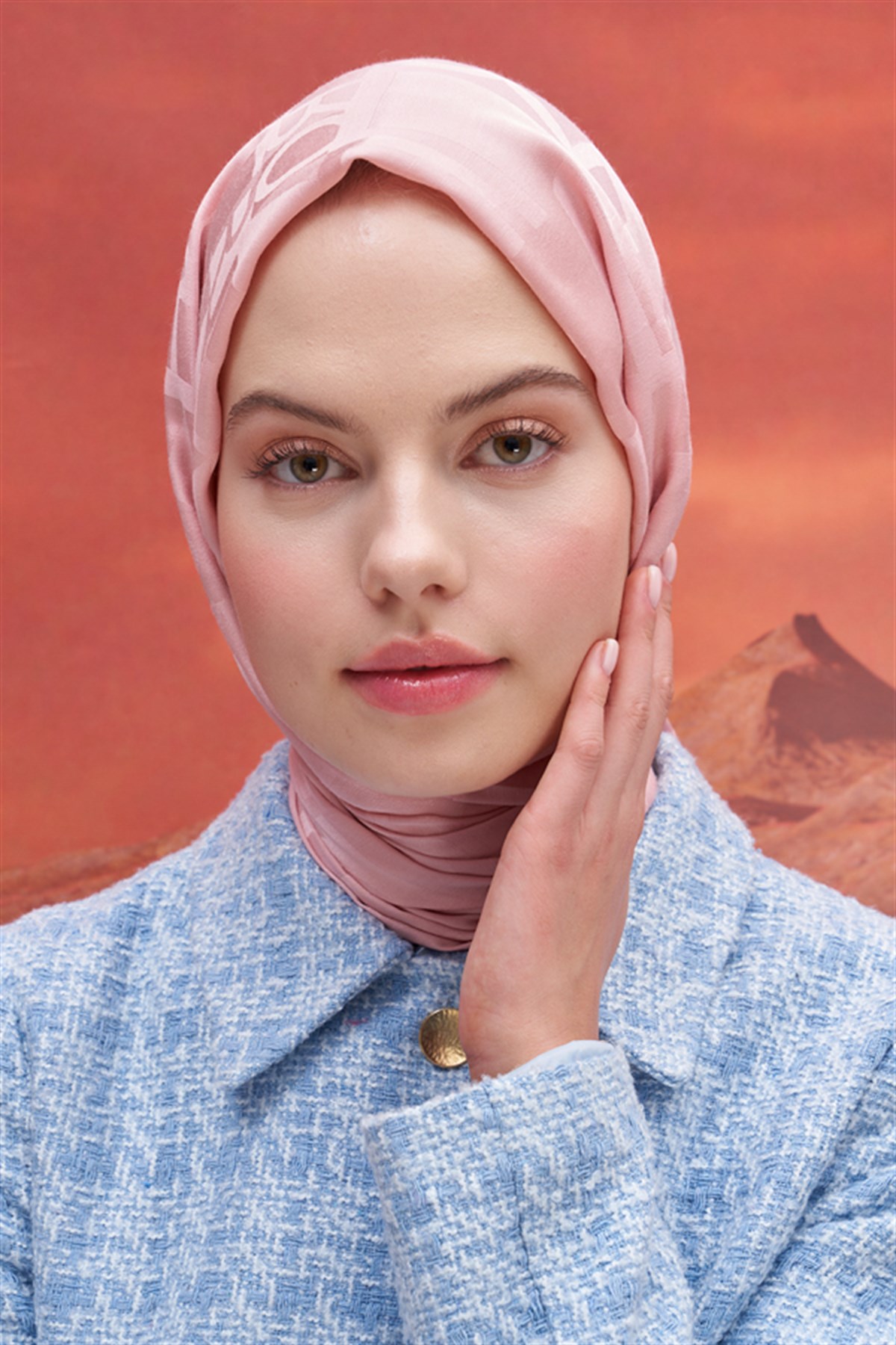 Yazı Desen Jakar İtalyan İpekli Şal Pudra