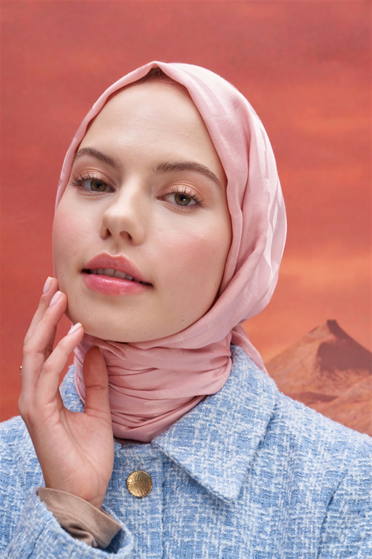 Yazı Desen Jakar İtalyan İpekli Şal Pudra