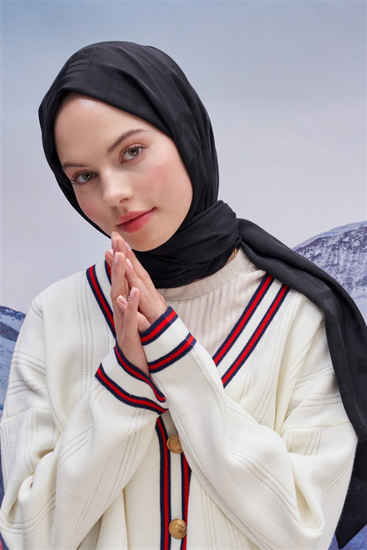 Yazı Desen Jakar İtalyan İpekli Şal Siyah