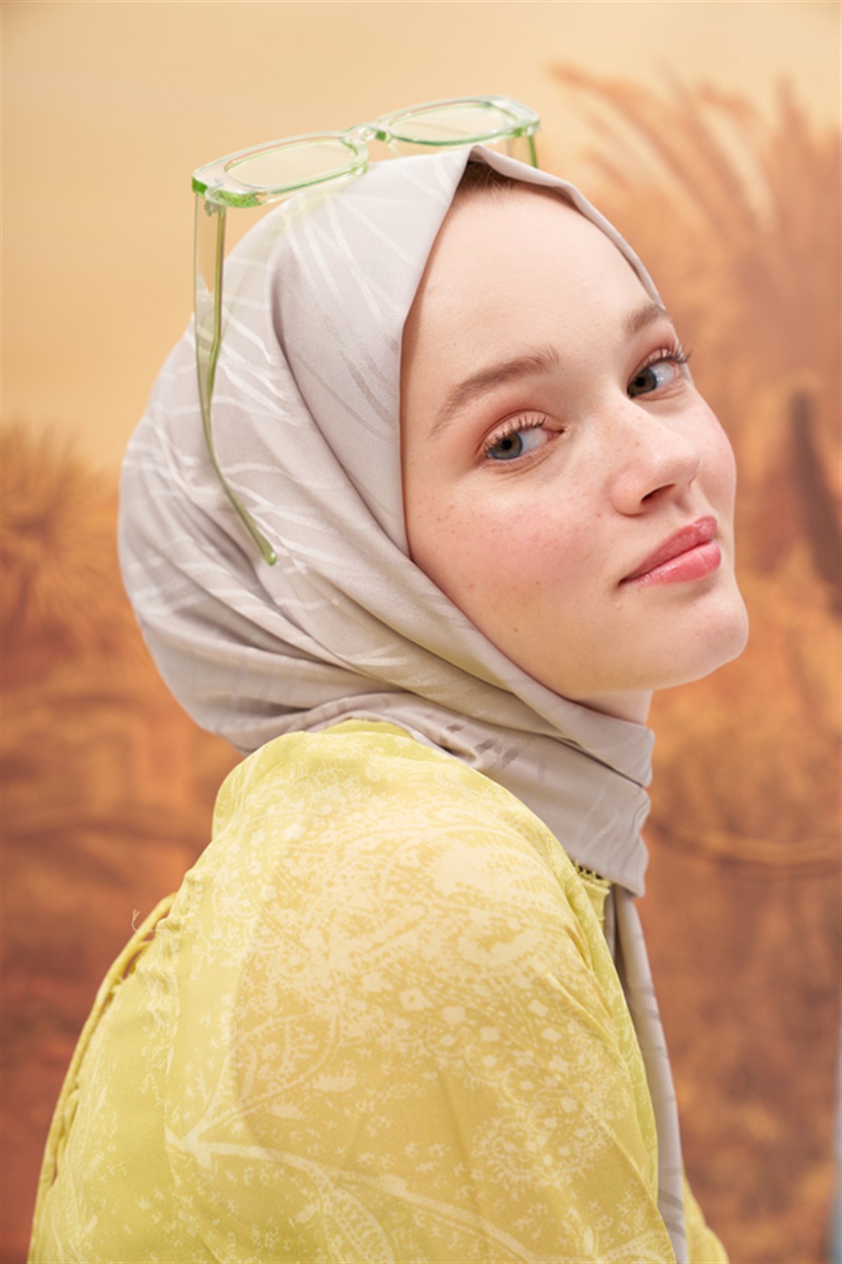 Simetrik Jakar  İtalyan İpekli Şal Gümüş