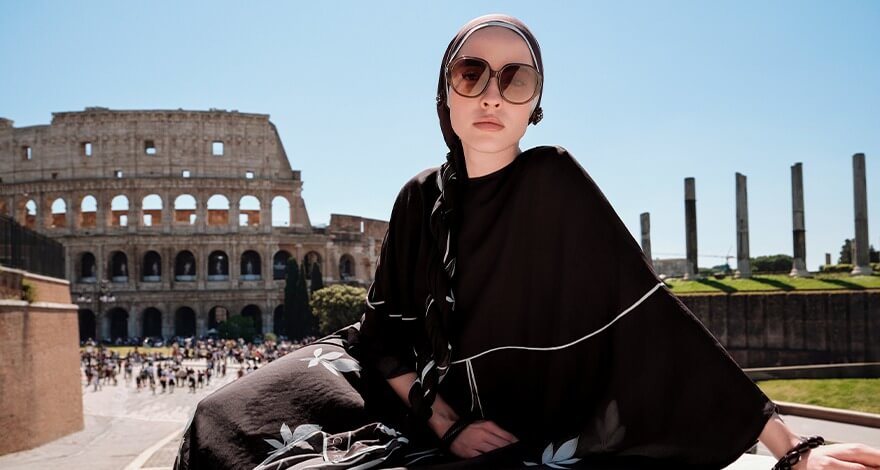 CARELL IN ROMA: Zamansız Zarafetin Roma'daki Yansıması
