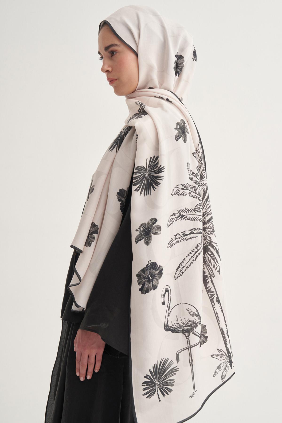 Noir Çiçekli Monogram Floş Şal Krem - Carell