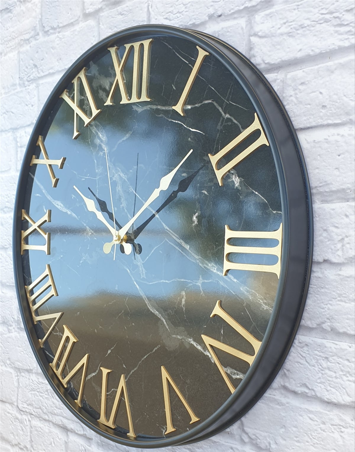 Markakanvas Siyah Metal Kasalı Mermer Desenli  Duvar Saati   ( Çap  50 cm - 80cm )