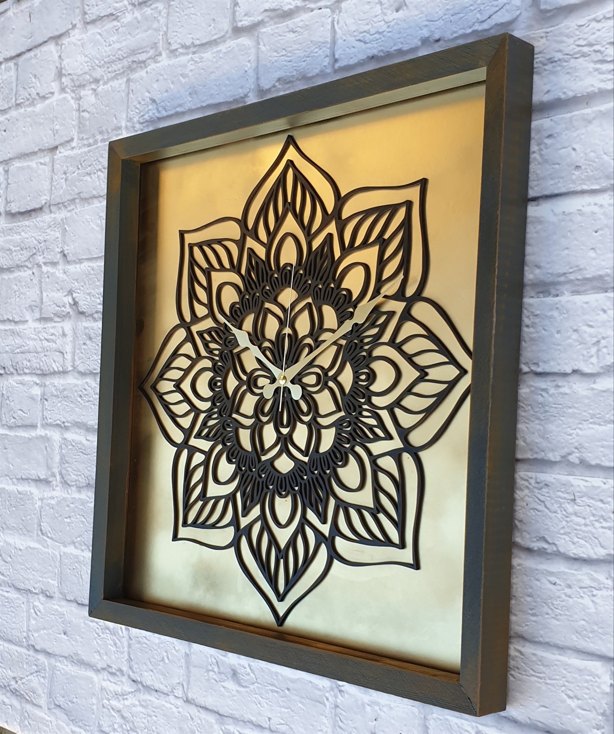 Markakanvas Ahşap Eskitme  Altın(Gold)Renkli Duvar Saati 50x50cm