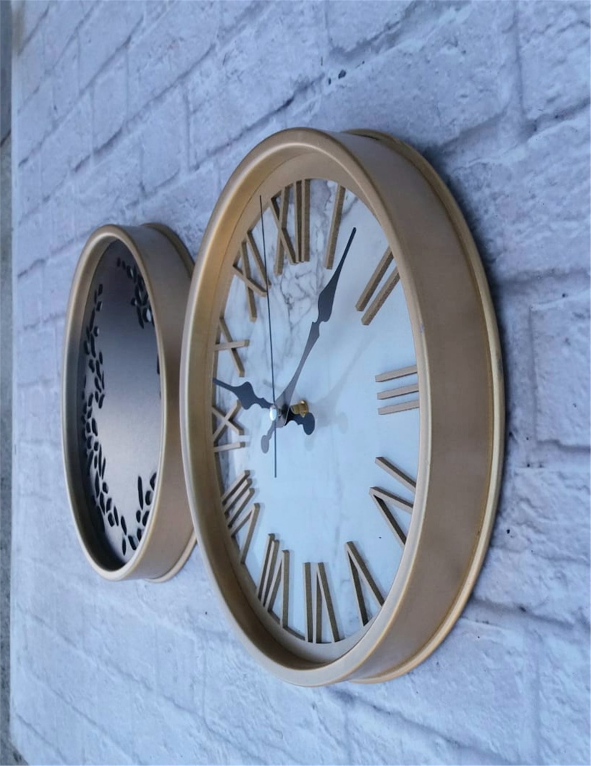 Markakanvas Altın(Gold) Renk Metal Kasalı Mermer Desenli  Duvar Saati  Ve Tablo