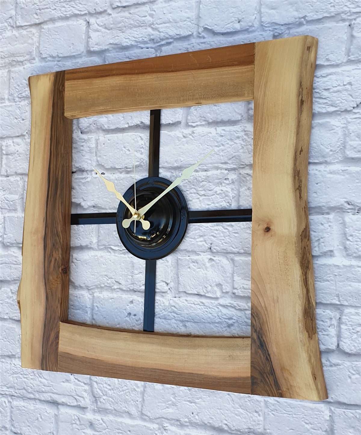 Markakanvas Doğal Ceviz Masif Ahşap,Metal Kare Duvar Saati 50x50cm