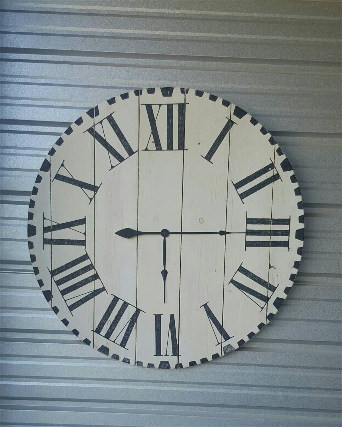 Markakanvas Yuvarlak Duvar Saati