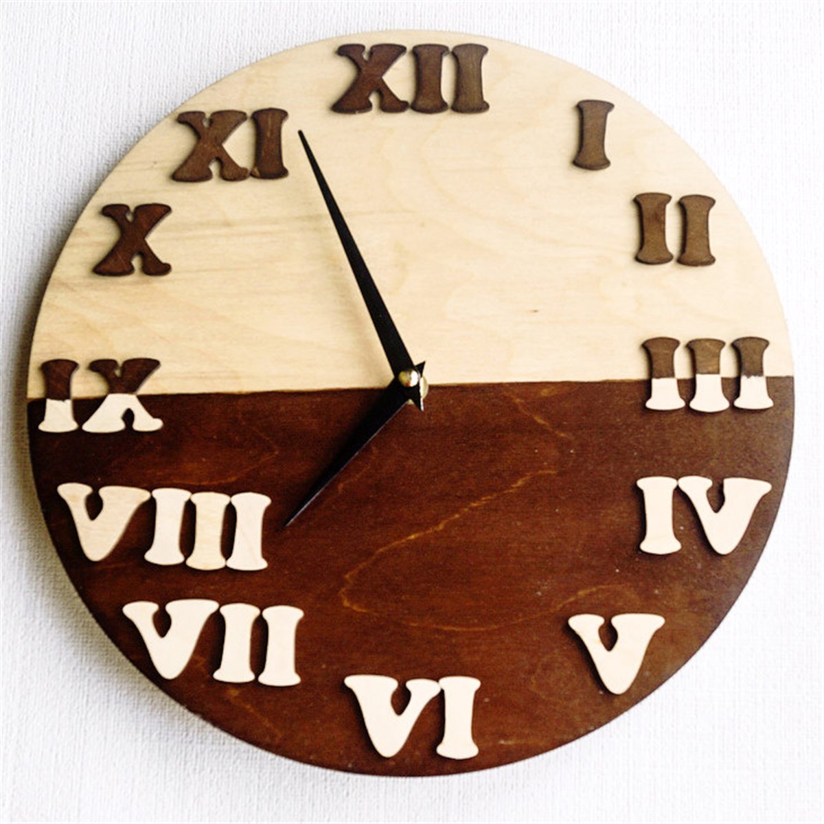 Markakanvas Yuvarlak Duvar Saati