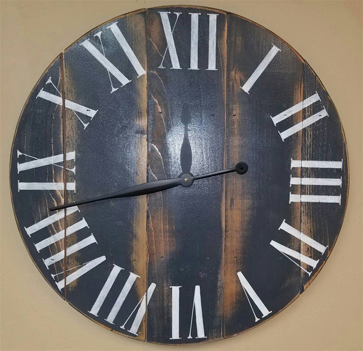 Markakanvas Yuvarlak Duvar Saati