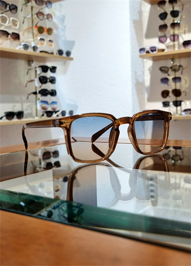 Amy Bal Çerçeve Mavi Sarı Geçişli Lens Güneş Gözlüğü 