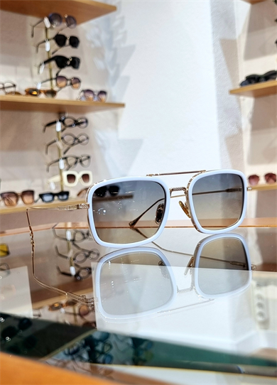 Arena Beyaz Renkli Lens Güneş Gözlüğü