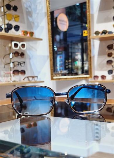 Carla Mavi Güneş Gözlüğü