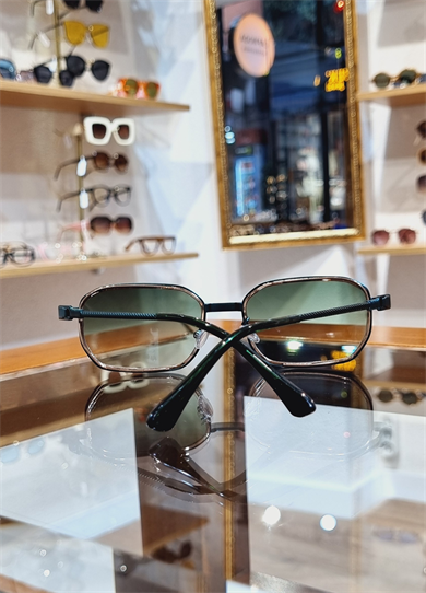 Carla Yeşil Güneş Gözlüğü