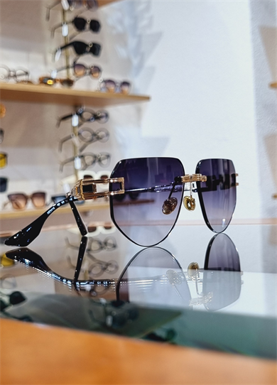 Daria Siyah Güneş Gözlüğü